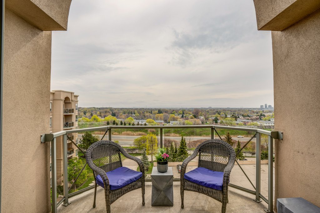 0276082075 Amherst Heights Drive26_m Davies Condos